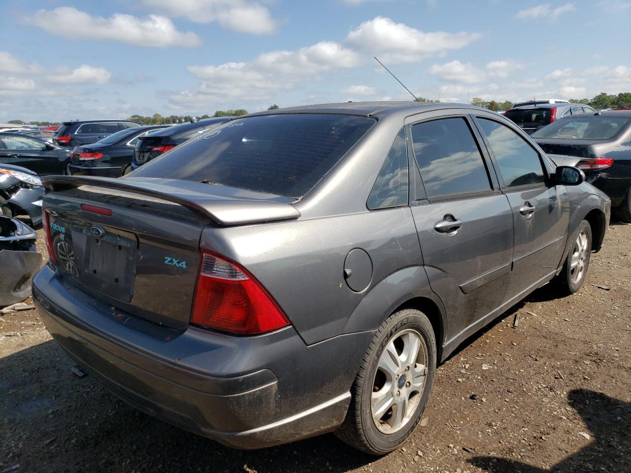 Изображение 3 2005 FORD FOCUS ZX4 ST 2005 с VIN 1FAHP38Z55W235586