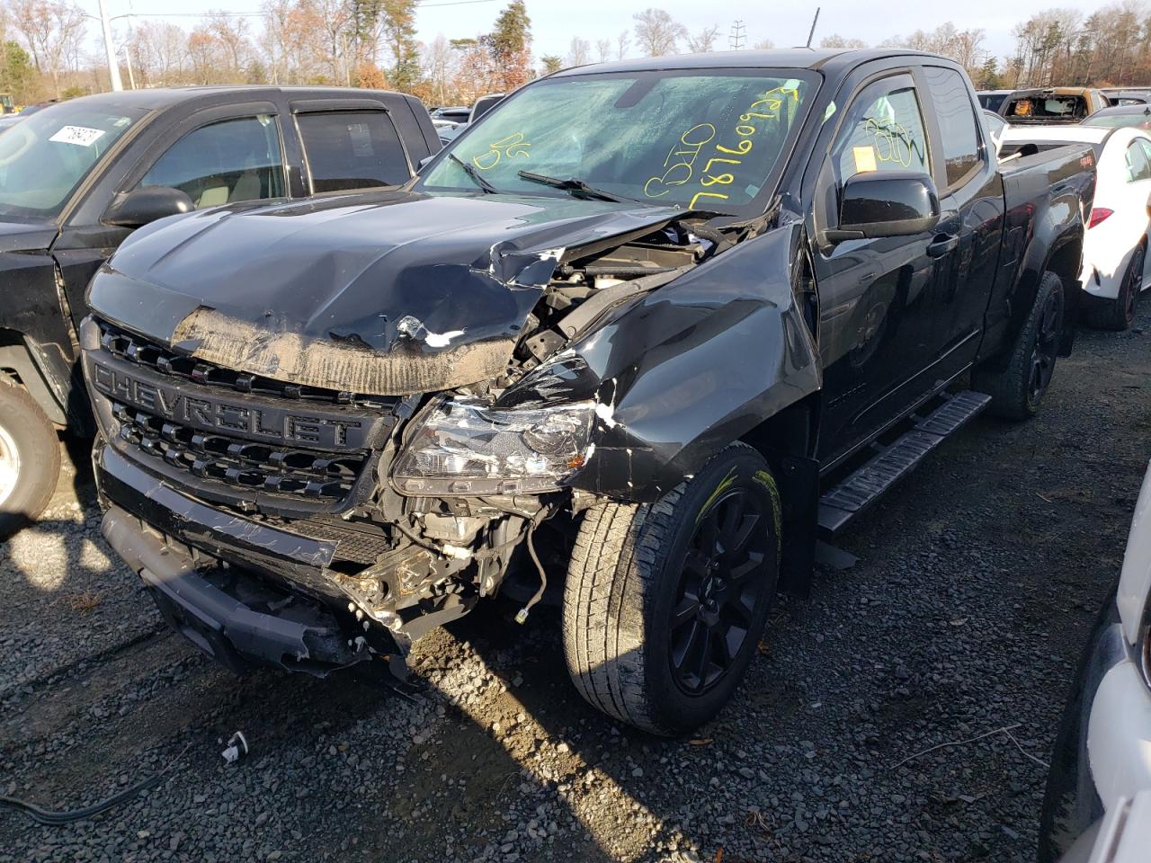 Изображение 1 2020 CHEVROLET COLORADO LT 2020 с VIN 1GCHTCENXL1158960
