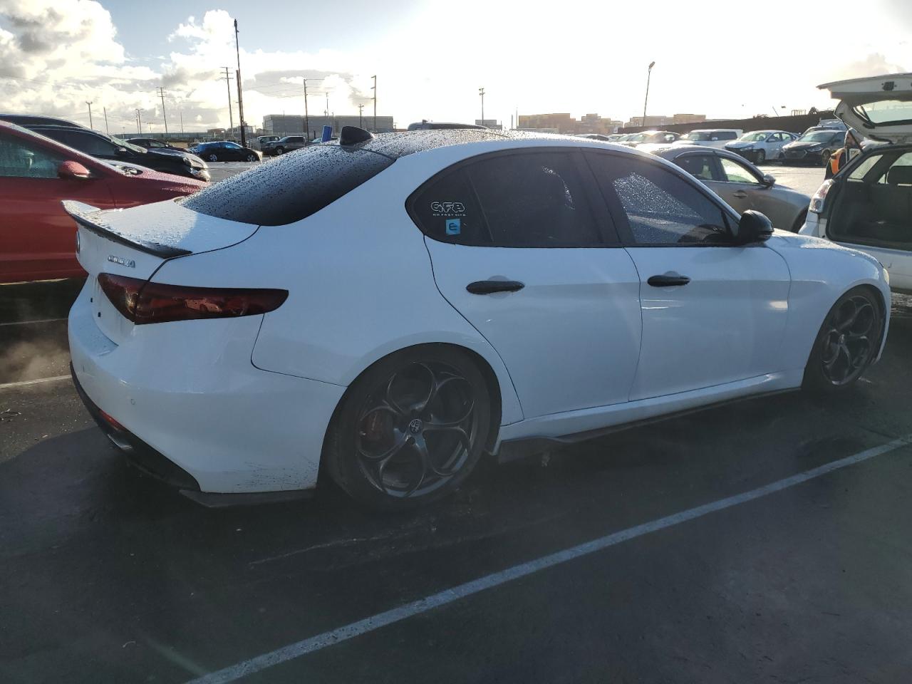 Obraz 3 z 2017 ALFA ROMEO GIULIA TI 2017 z VIN ZARFAECNXH7561925