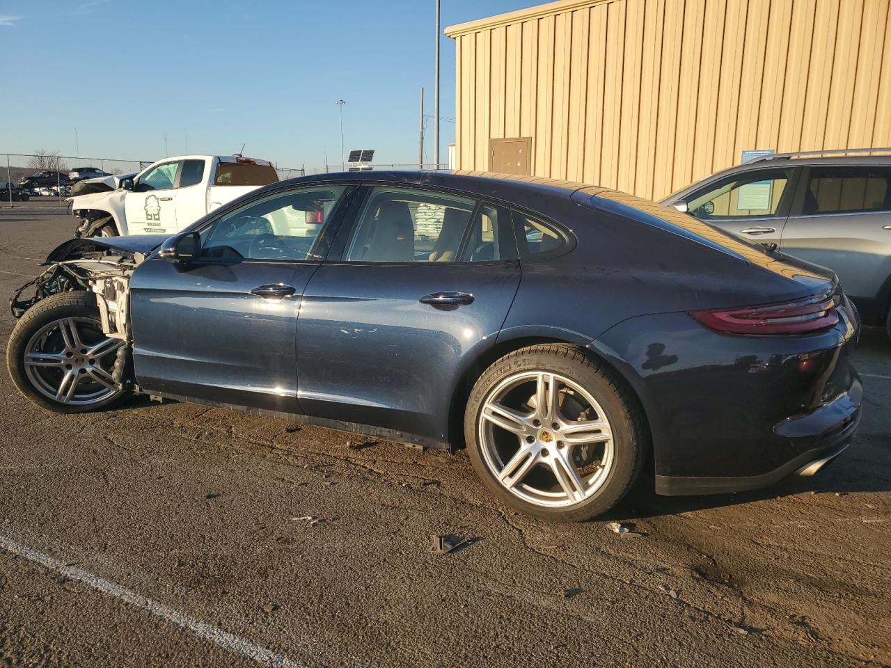 Obraz 2 z 2020 PORSCHE PANAMERA BASE 2020 z VIN WP0AA2A70LL100403