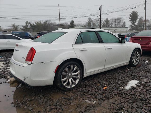 Изображение 3 2017 CHRYSLER 300 LIMITED 2017 с VIN 2C3CCAAG9HH653525