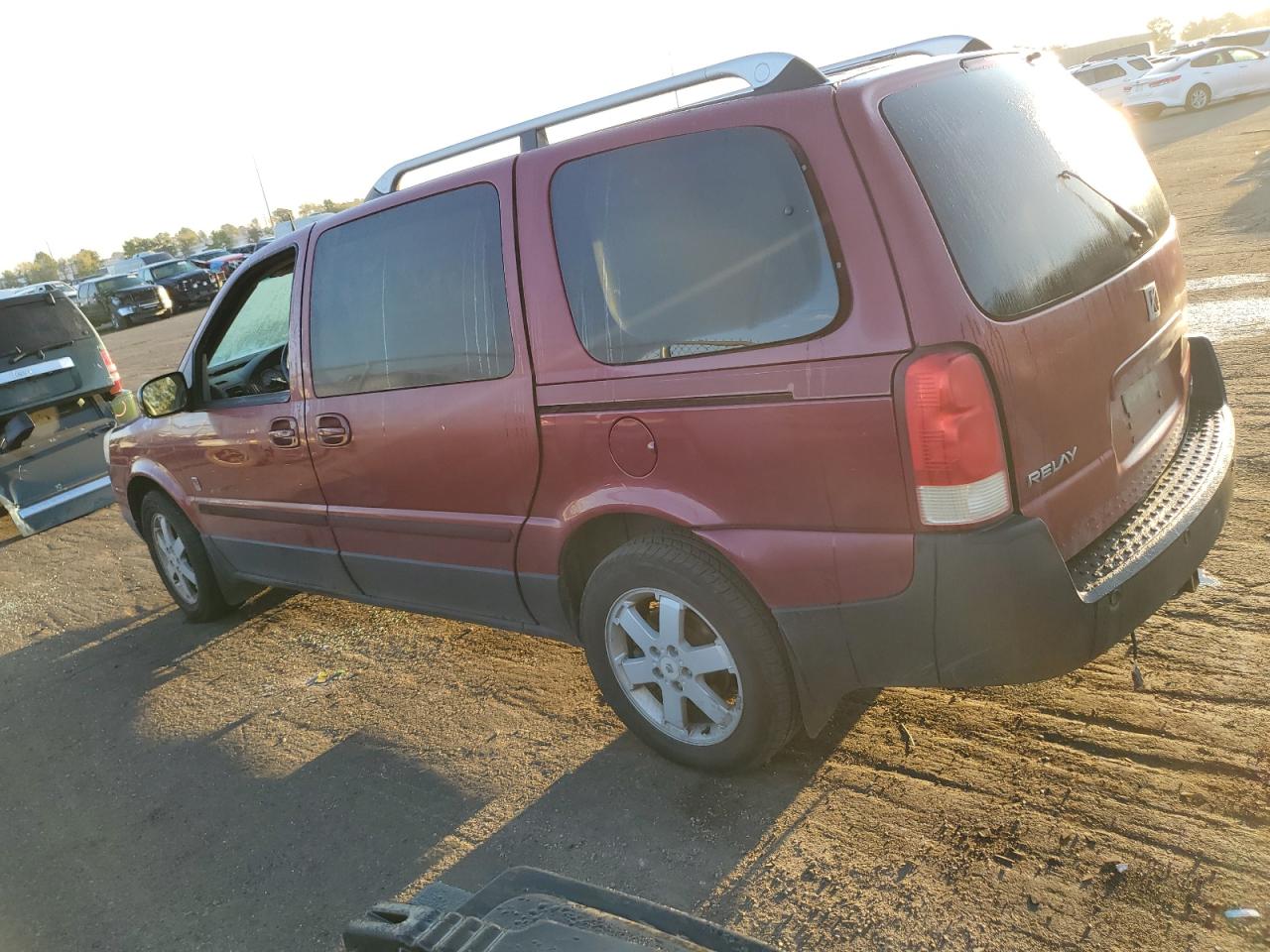 Изображение 2 2005 SATURN RELAY 3 2005 с VIN 5GZDX23L45D206239
