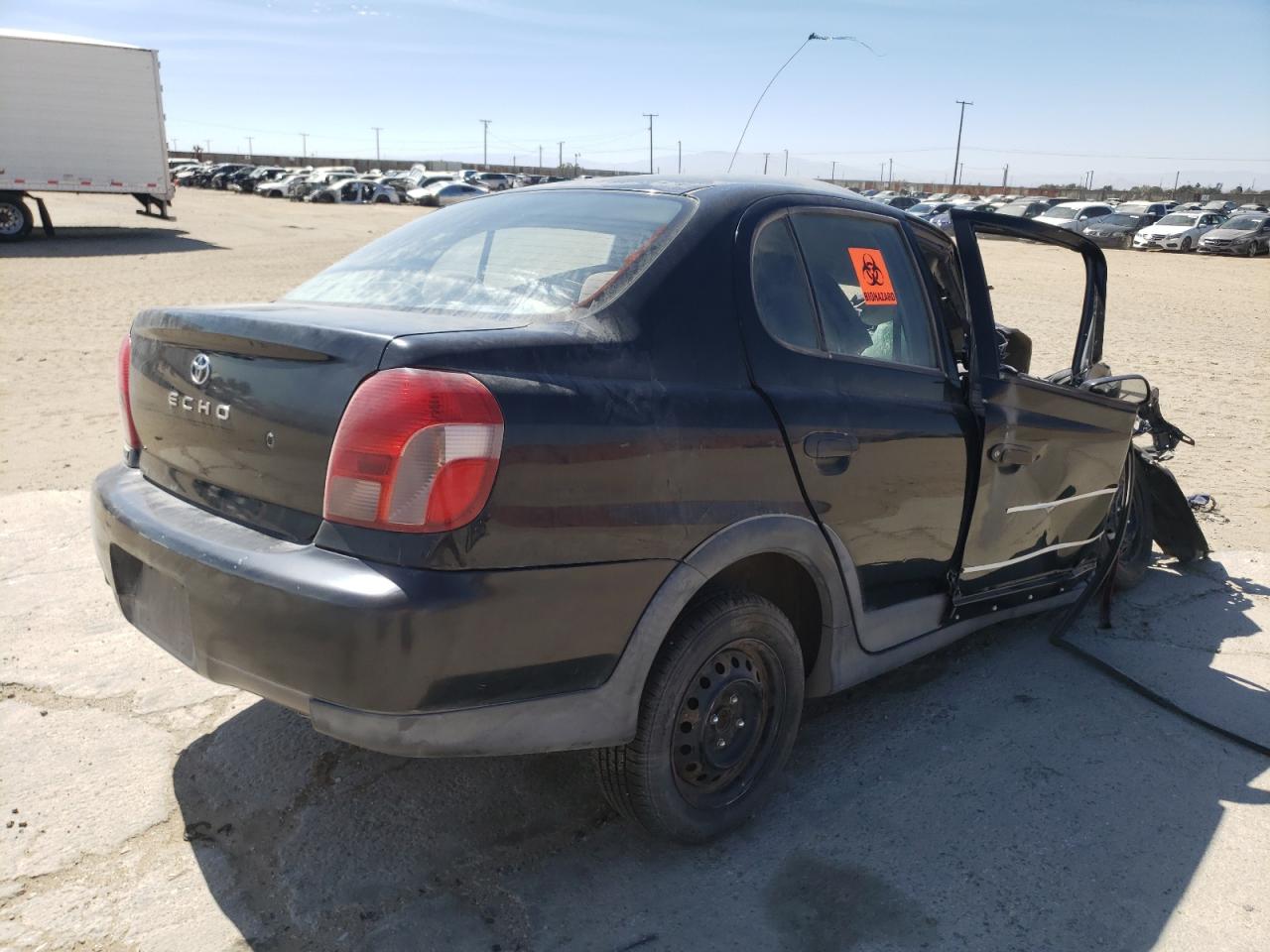 Image 3 of 2000 TOYOTA ECHO  2000 with VIN JTDBT1234Y0034550
