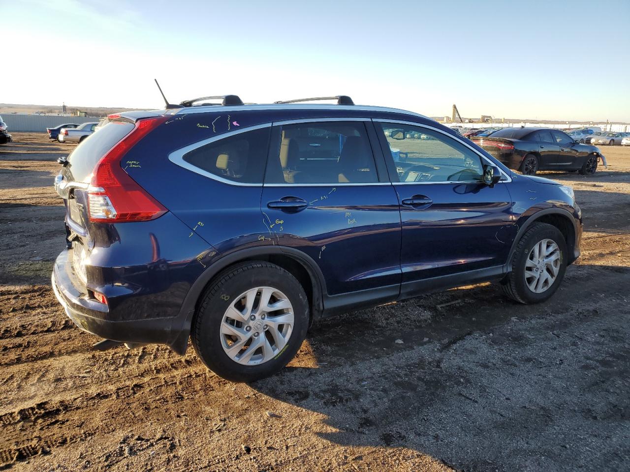 Image 3 of 2015 HONDA CR-V EXL 2015 with VIN 2HKRM4H71FH645613