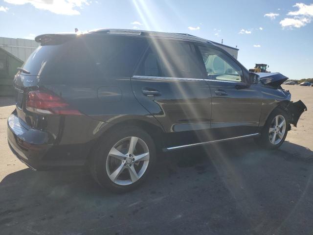 Obraz 3 z 2017 MERCEDES-BENZ GLE 350 4MATIC 2017 z VIN 4JGDA5HB4HA817457