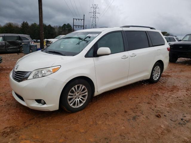 Image 1 of 2016 TOYOTA SIENNA XLE 2016 with VIN 5TDYK3DC1GS728453