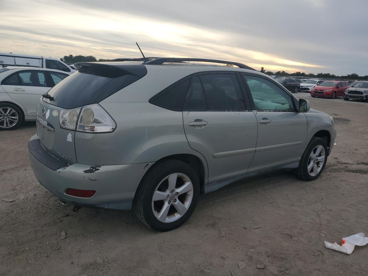 Image 3 of 2006 LEXUS RX 330 2006 with VIN 2T2GA31U16C052455