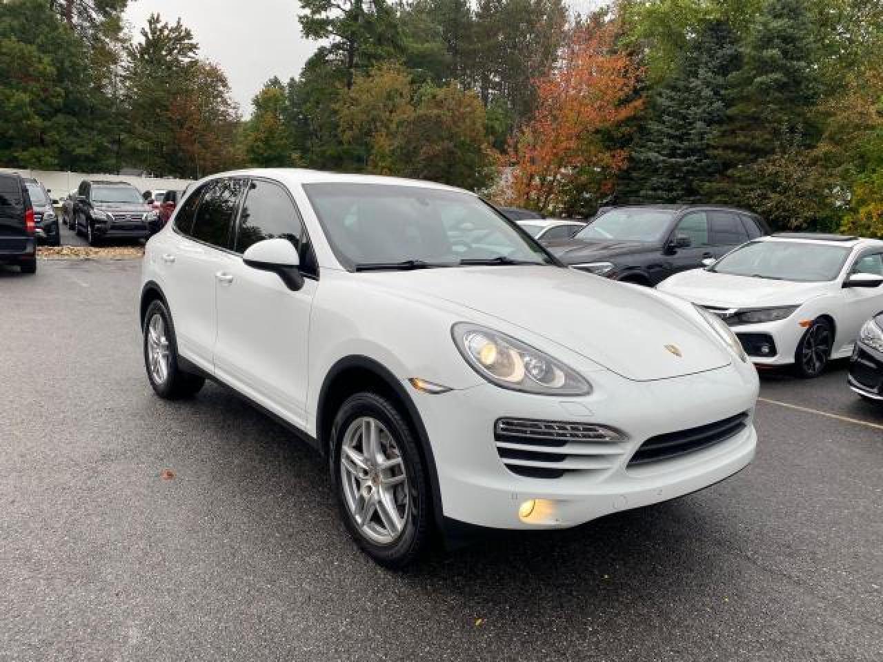 Image 2 of 2014 PORSCHE CAYENNE  2014 with VIN WP1AA2A28ELA05254