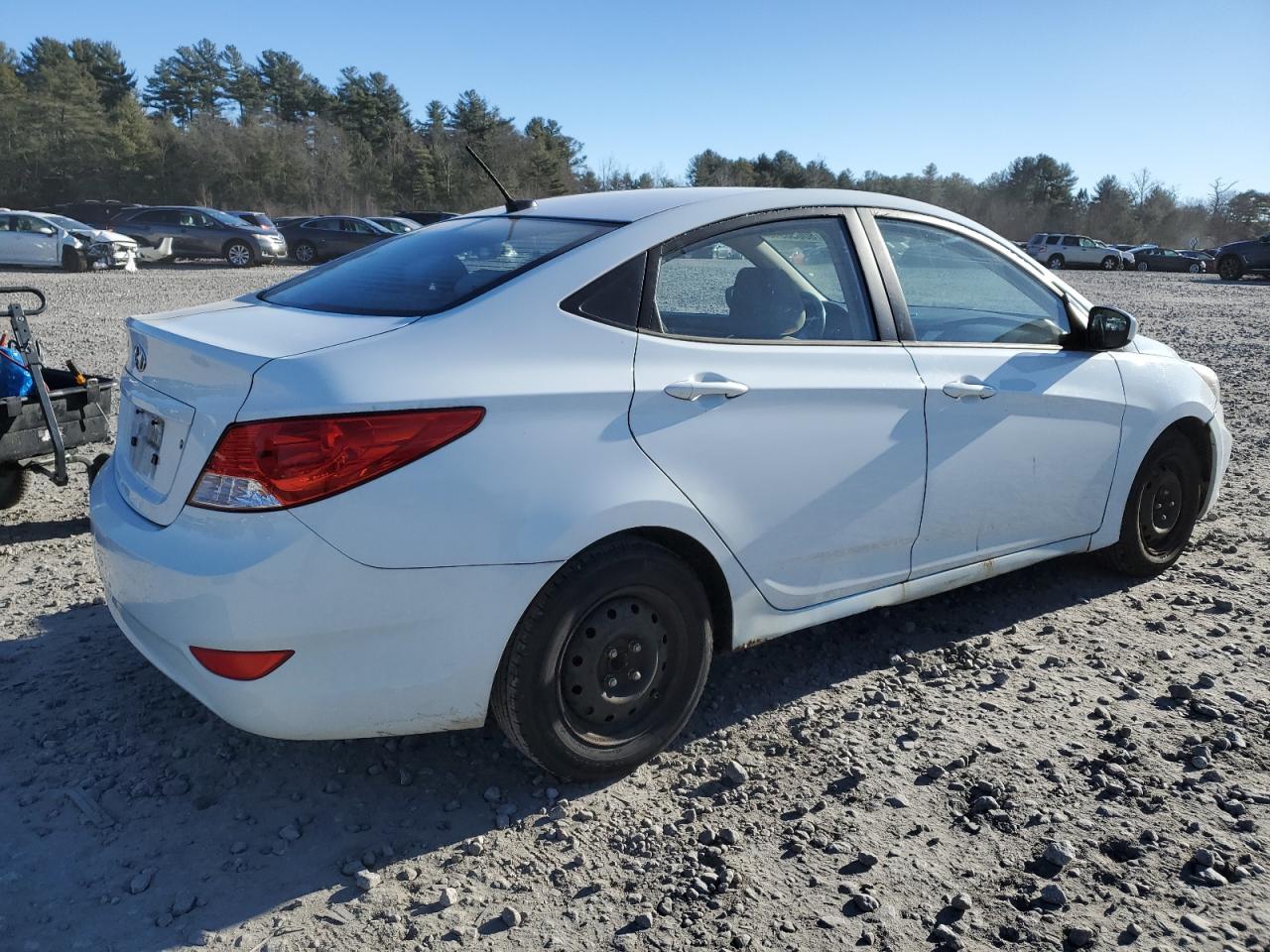 Obraz 3 z 2013 HYUNDAI ACCENT GLS 2013 z VIN KMHCT4AE1DU480811