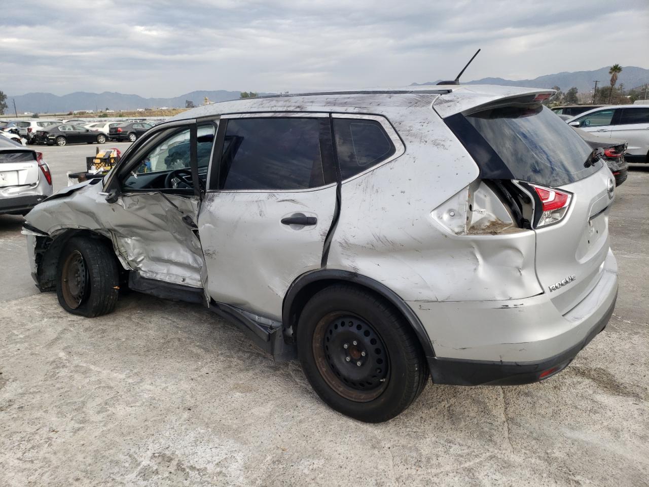 Image 2 of 2016 NISSAN ROGUE S 2016 with VIN 5N1AT2MT2GC795360