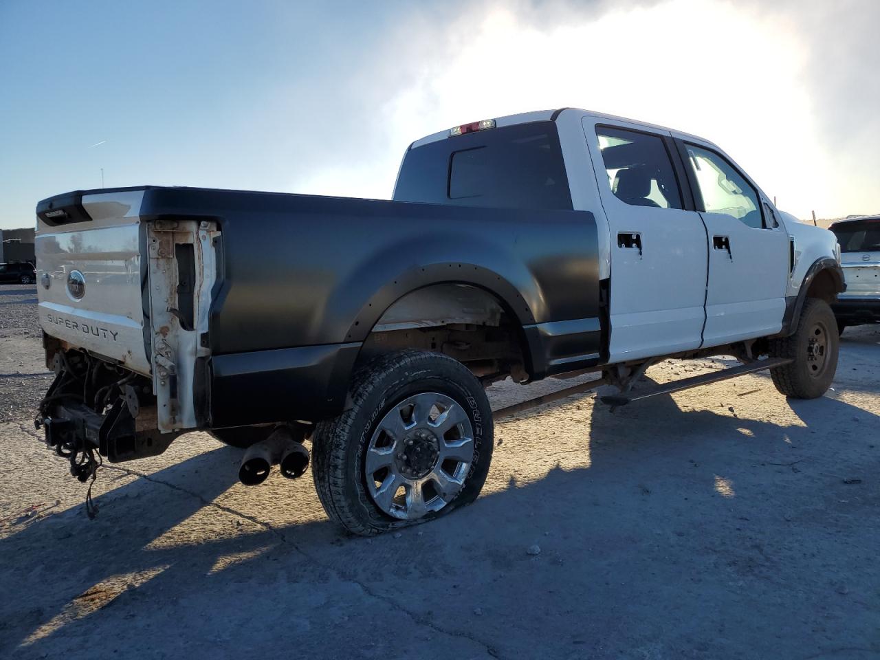 Obraz 3 z 2017 FORD F350 SUPER DUTY 2017 z VIN 1FT8W3BT9HEB64887