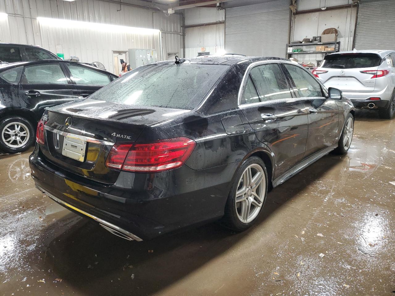 Изображение 3 2014 MERCEDES-BENZ E 350 4MATIC 2014 с VIN WDDHF8JB2EA920008