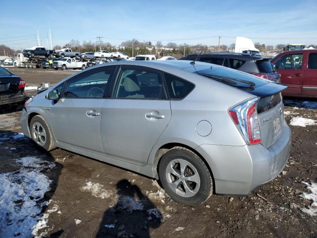 Image 2 of 2013 TOYOTA PRIUS  2013 with VIN JTDKN3DU5D5588916