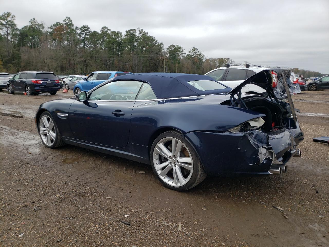 Image 2 of 2014 JAGUAR XKR  2014 with VIN SAJWA4EC7EMB52685
