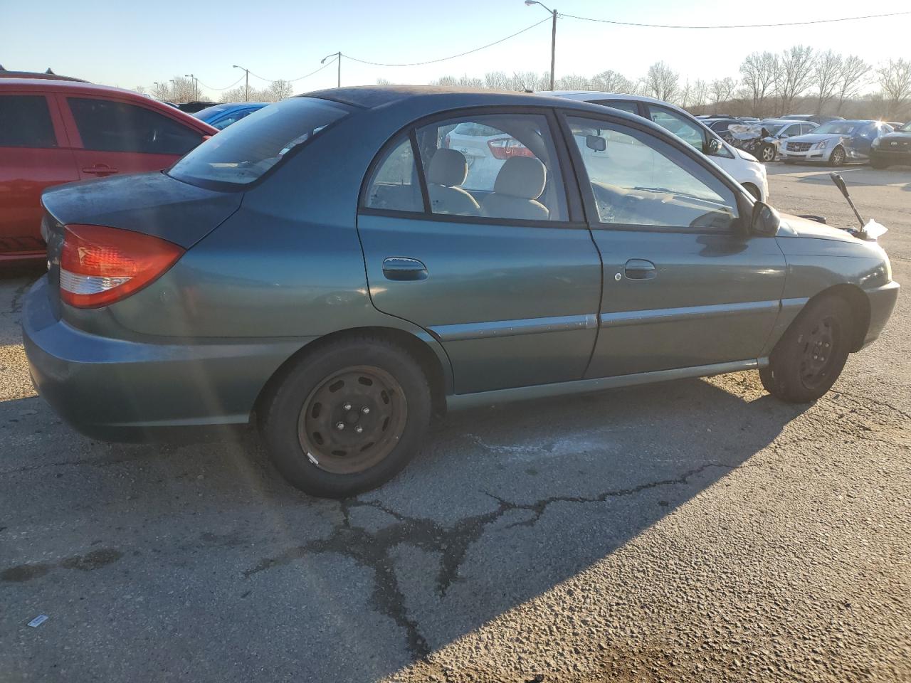 Obraz 3 z 2004 KIA RIO  2004 z VIN KNADC125046346783