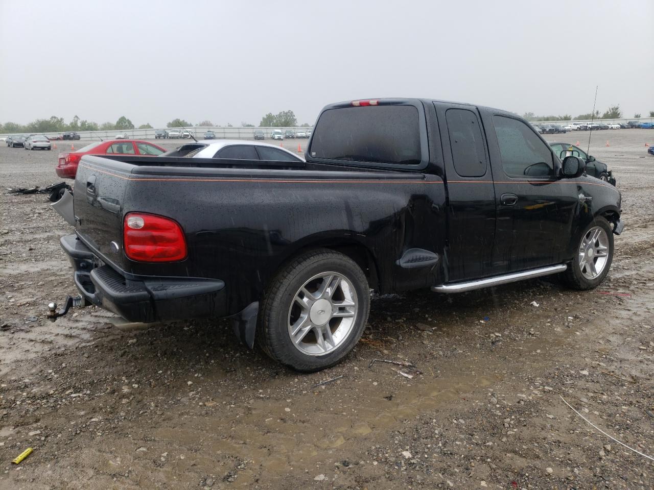 Image 3 of 2000 FORD F150  2000 with VIN 2FTRX07L7YCB06498