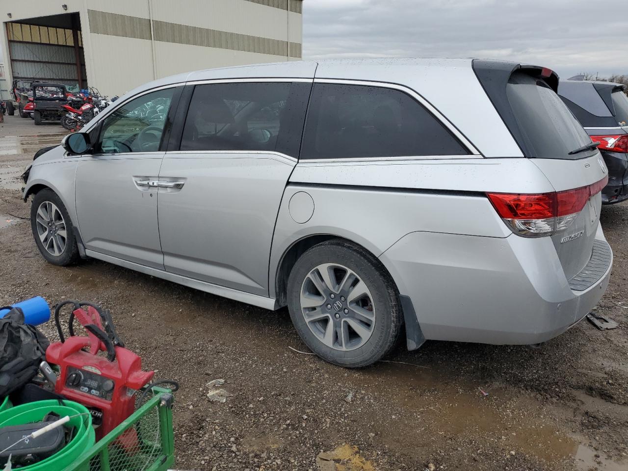 Obraz 2 z 2015 HONDA ODYSSEY TOURING 2015 z VIN 5FNRL5H96FB092790