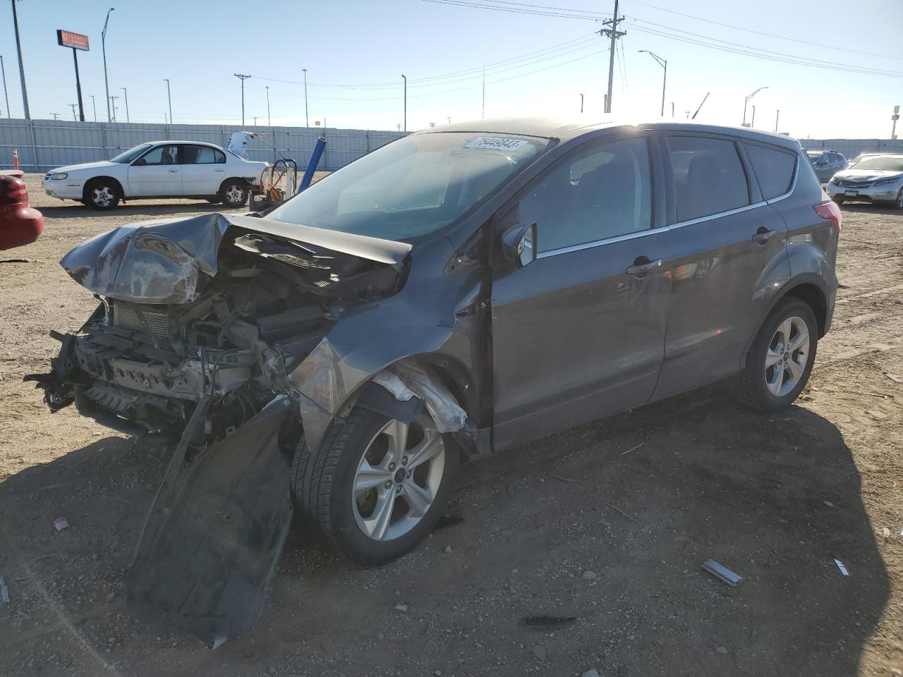 Image 1 of 2016 FORD ESCAPE SE 2016 with VIN 1FMCU9GXXGUB82944