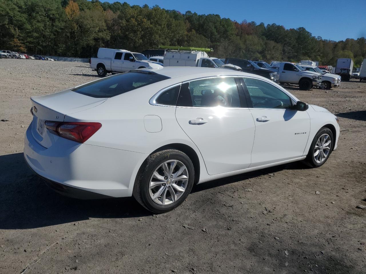 Image 3 of 2022 CHEVROLET MALIBU LT 2022 with VIN 1G1ZD5ST8NF204820
