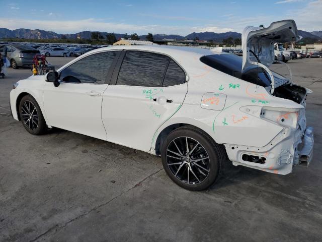 Obraz 2 z 2023 TOYOTA CAMRY SE NIGHT SHADE 2023 z VIN 4T1S31AK0PU059733