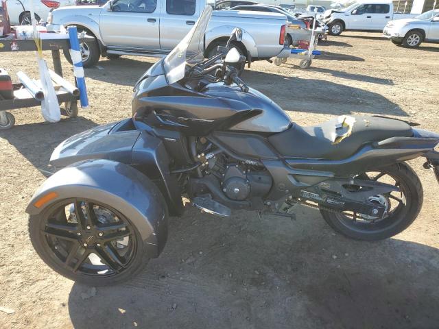 Image 3 of 2015 HONDA CTX700 D 2015 with VIN JH2RC6941FK100345