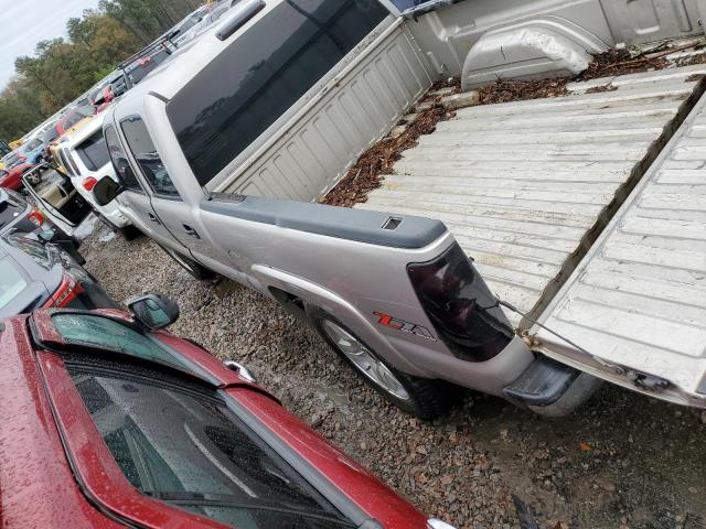 Obraz 2 z 2006 CHEVROLET SILVERADO K1500 2006 z VIN 2GCEK13T461185677
