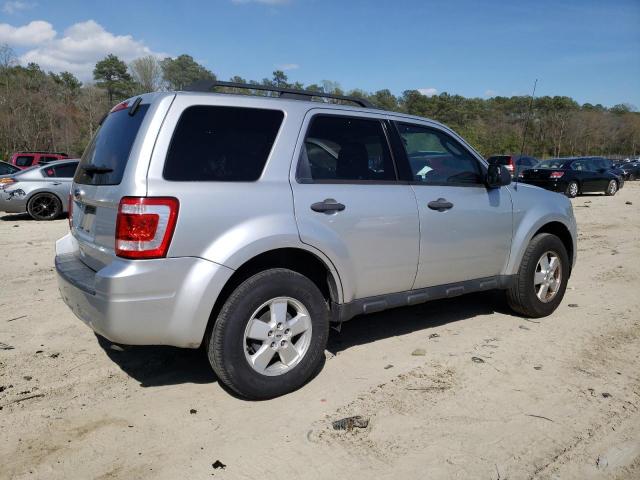 Image 3 of 2010 FORD ESCAPE XLT 2010 with VIN 1FMCU9D76AKC42600