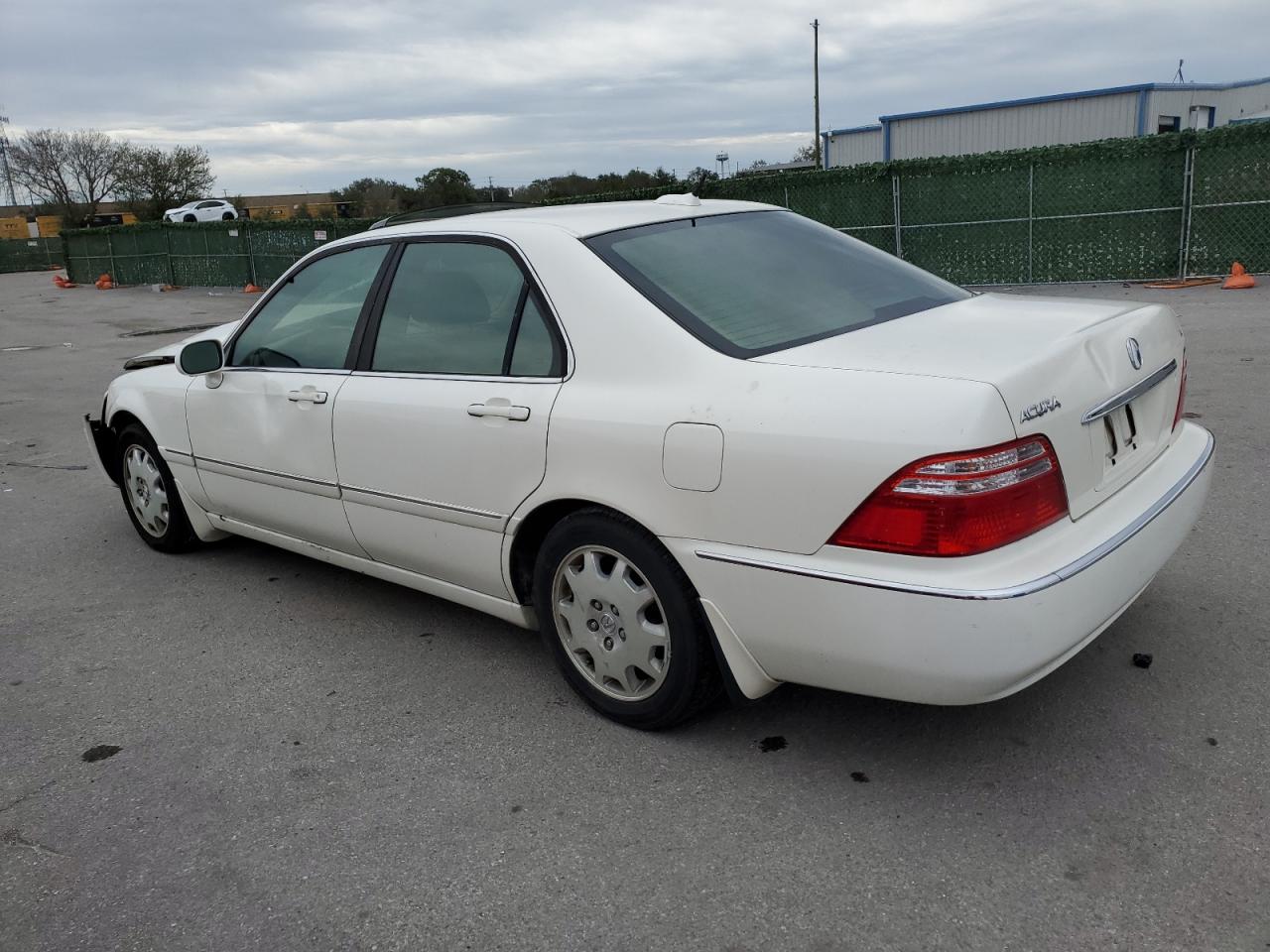 Image 2 of 2004 ACURA 3.5RL  2004 with VIN JH4KA96634C003760