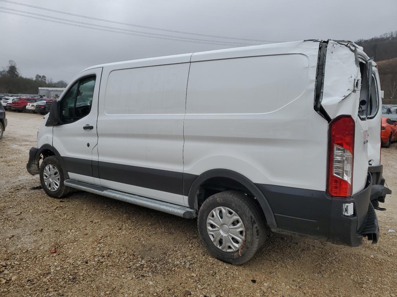 Image 2 of 2022 FORD TRANSIT T-250 2022 with VIN 1FTBR1Y82NKA24178