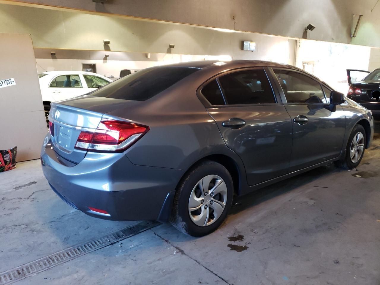 Изображение 3 2013 HONDA CIVIC LX 2013 с VIN 19XFB2F52DE067506