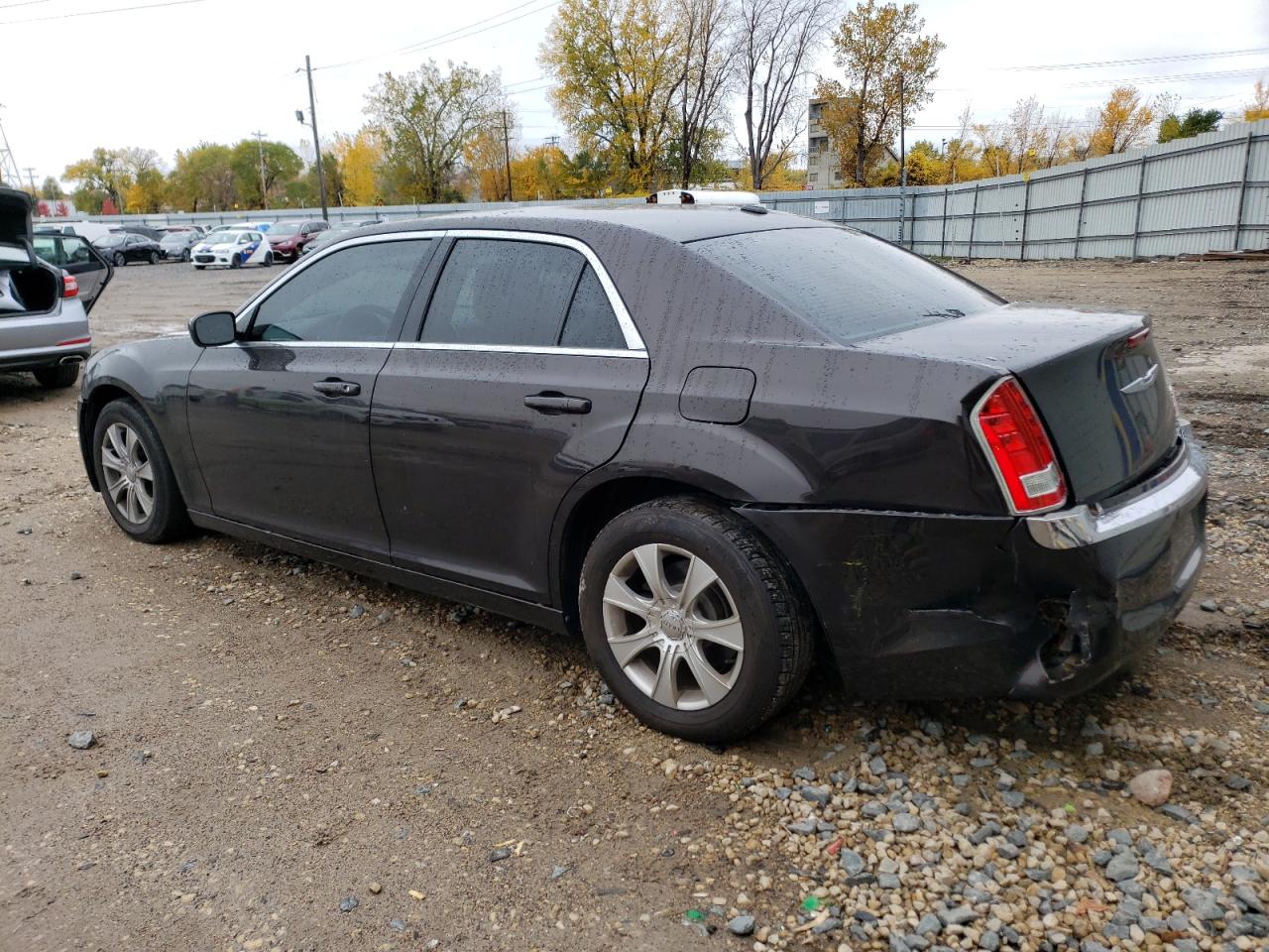 Изображение 2 2012 CHRYSLER 300  2012 с VIN 2C3CCAAG2CH201974