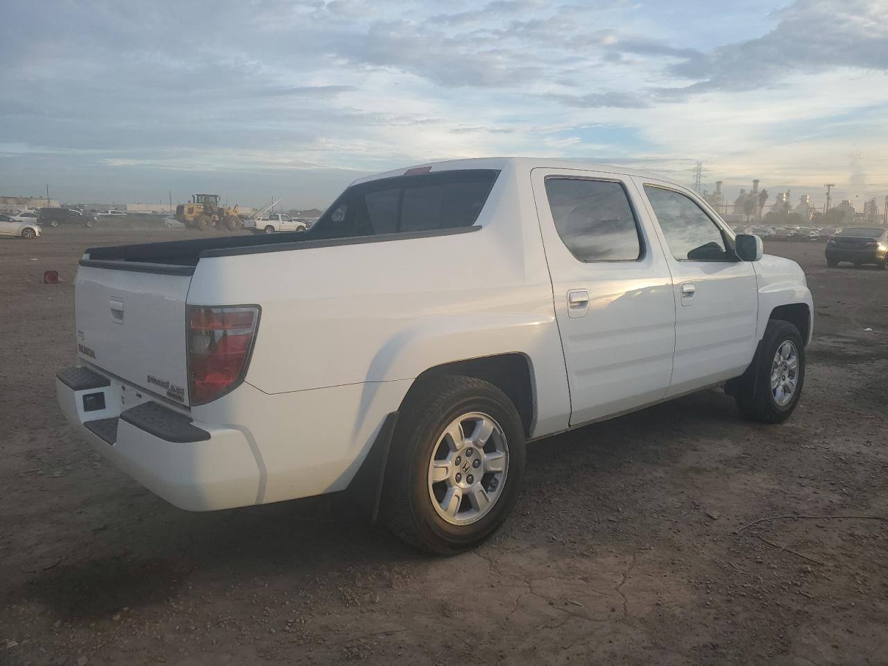 Image 3 of 2007 HONDA RIDGELINE RTL 2007 with VIN 2HJYK16577H508022