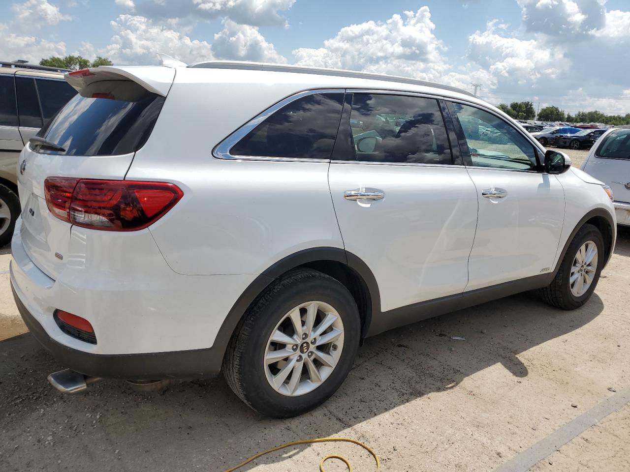 Изображение 3 Kia Sorento L 2019 с VIN 5XYPGDA3XKG440654