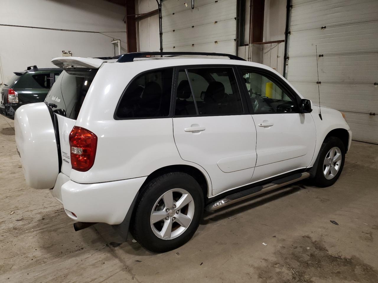 Изображение 3 2004 TOYOTA RAV4  2004 с VIN JTEHD20V140018426