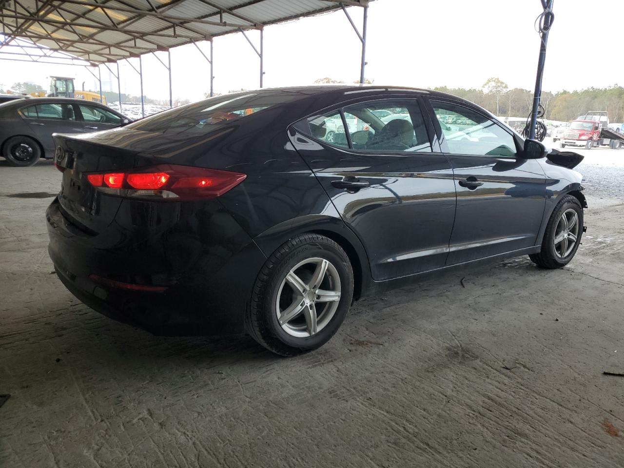 Изображение 3 2018 HYUNDAI ELANTRA SE 2018 с VIN 5NPD74LF1JH308951