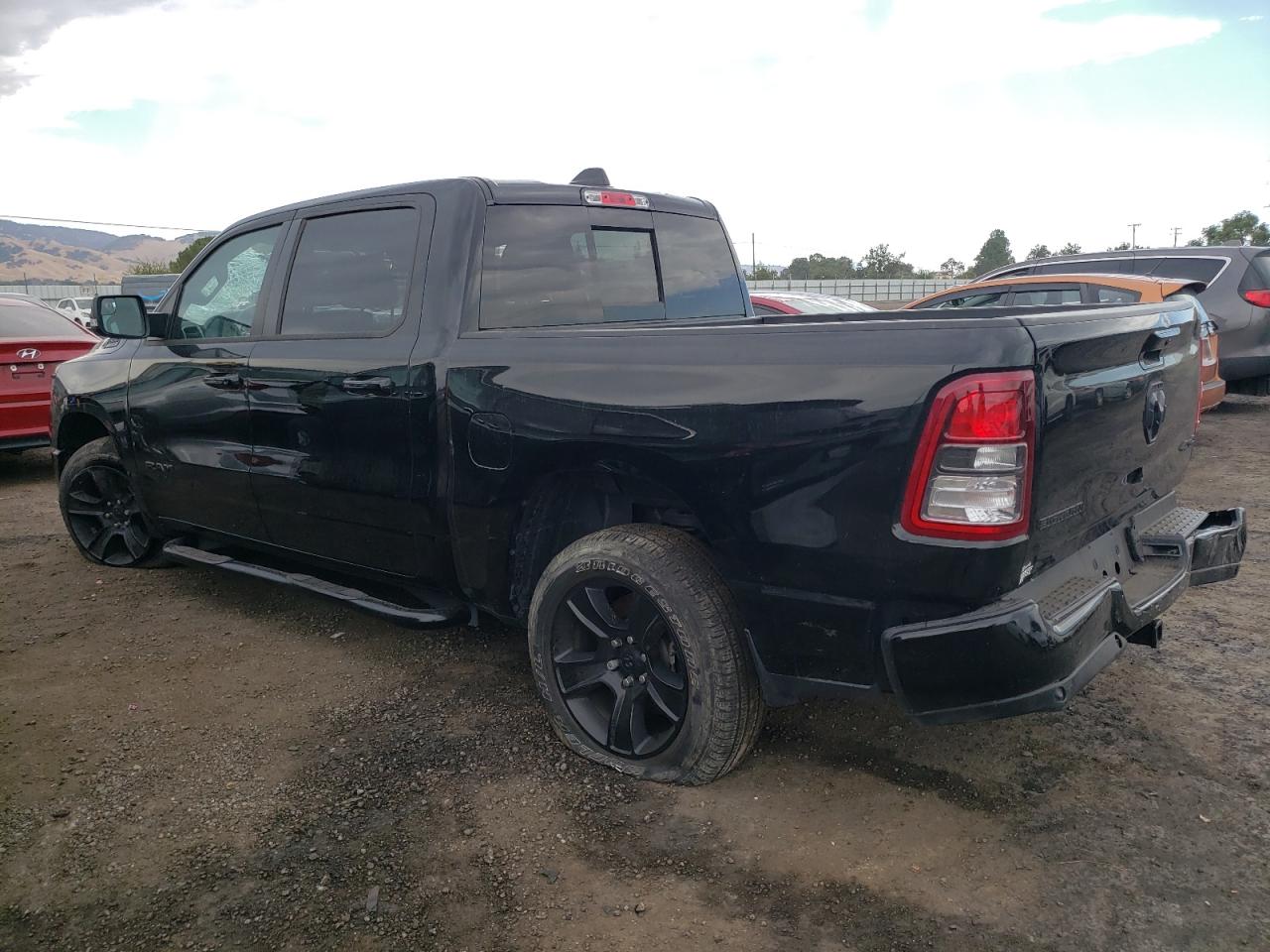 Obraz 2 z 2022 RAM 1500 BIG HORN/LONE STAR 2022 z VIN 1C6RRFFG7NN258103