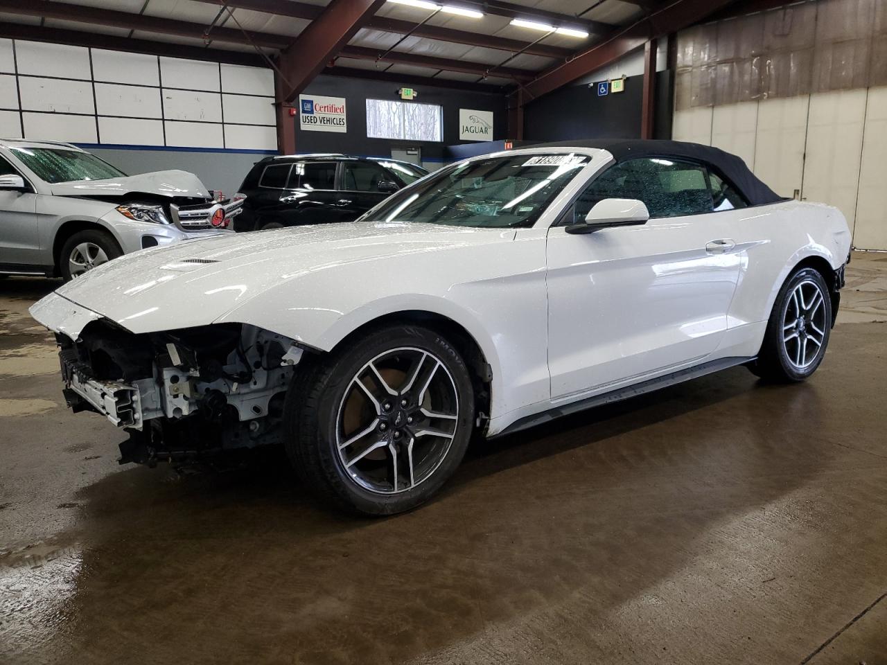2021 FORD MUSTANG  2021 image
