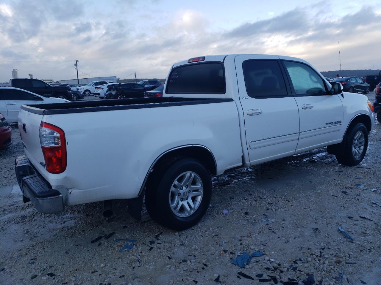 Image 3 of 2006 TOYOTA TUNDRA DOUBLE CAB SR5 2006 with VIN 5TBET34146S542721