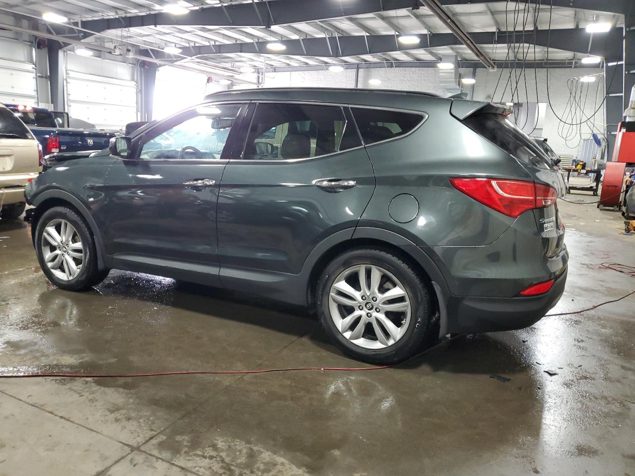 Image 2 of Hyundai Santa Fe Sport 2013 with VIN 5XYZU3LA4DG105299