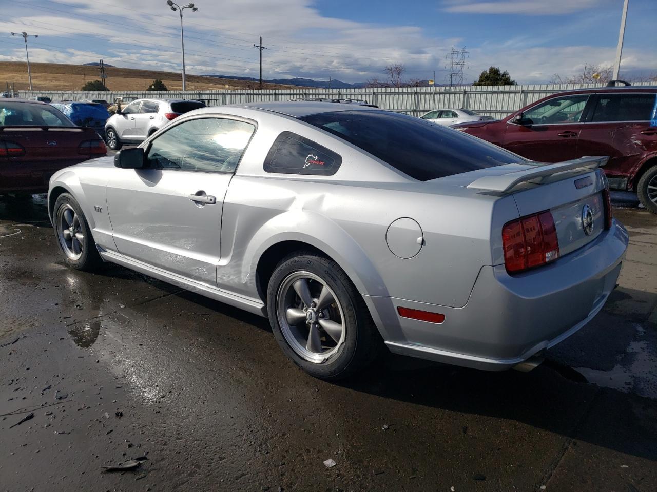 Obraz 2 z 2005 FORD MUSTANG GT 2005 z VIN 1ZVHT82H755219704
