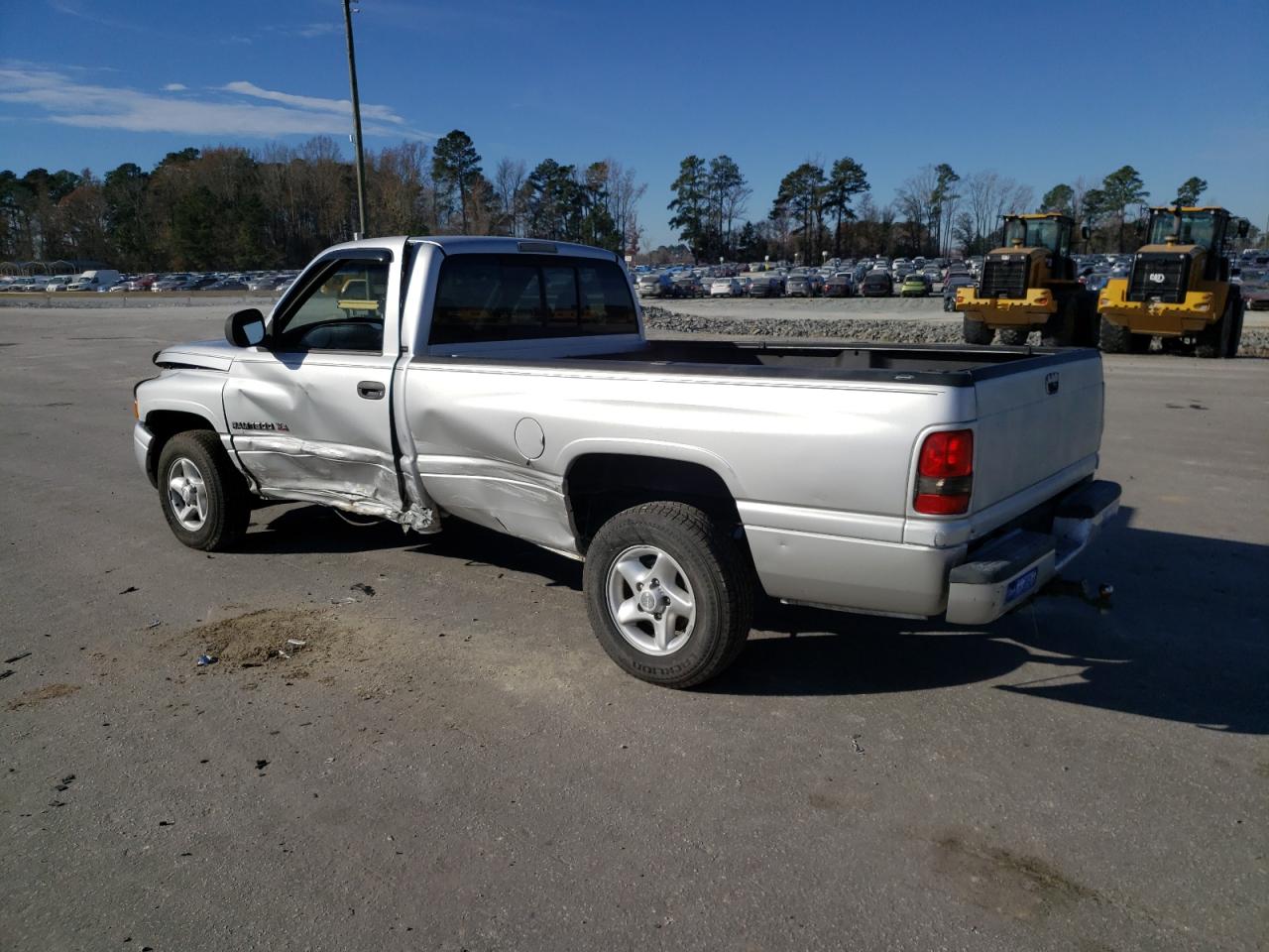 Image 2 of 2001 DODGE RAM 1500  2001 with VIN 1B7HC16Z51S277027