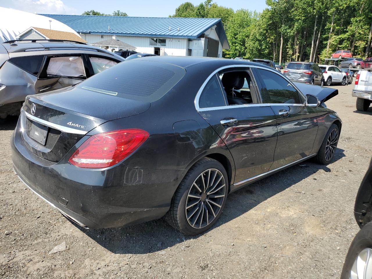 Image 3 of 2015 MERCEDES-BENZ C 300 4MATIC 2015 with VIN 55SWF4KB3FU048938