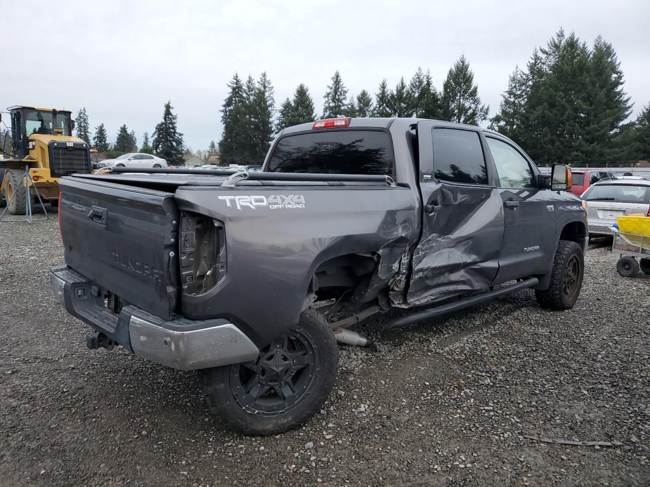 Изображение 3 2017 TOYOTA TUNDRA CREWMAX SR5 2017 с VIN 5TFDY5F15HX586432
