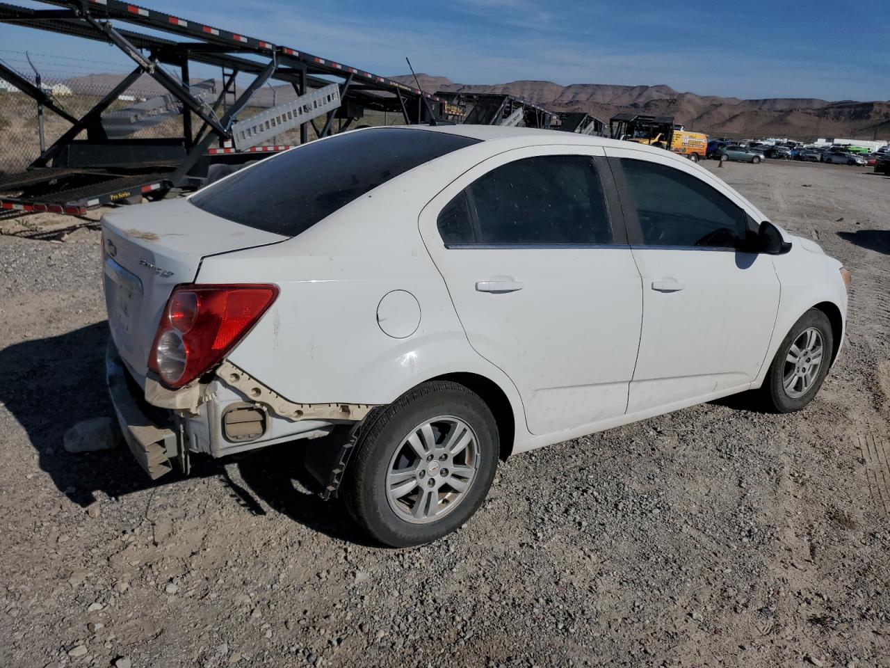 Изображение 3 2012 CHEVROLET SONIC LT 2012 с VIN 1G1JC5SH8C4177302