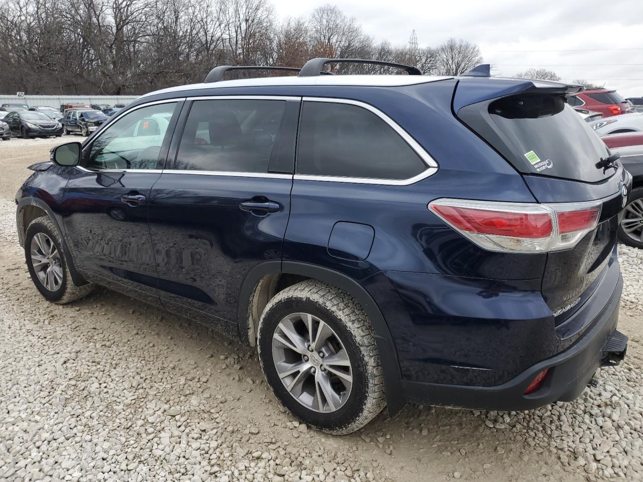 Изображение 2 2014 TOYOTA HIGHLANDER XLE 2014 с VIN 5TDJKRFH8ES065070