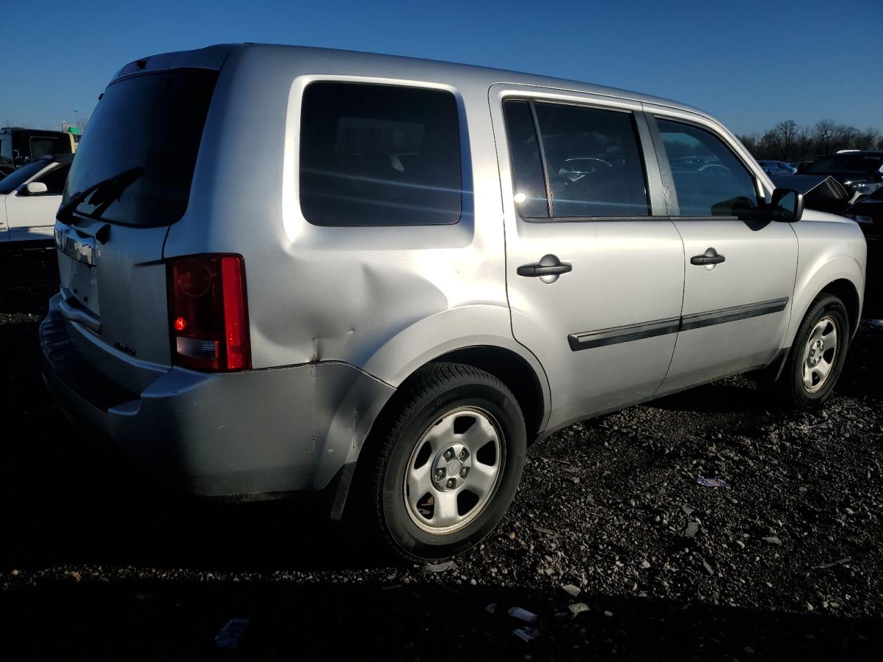 Image 3 of 2013 HONDA PILOT LX 2013 with VIN 5FNYF4H26DB018525