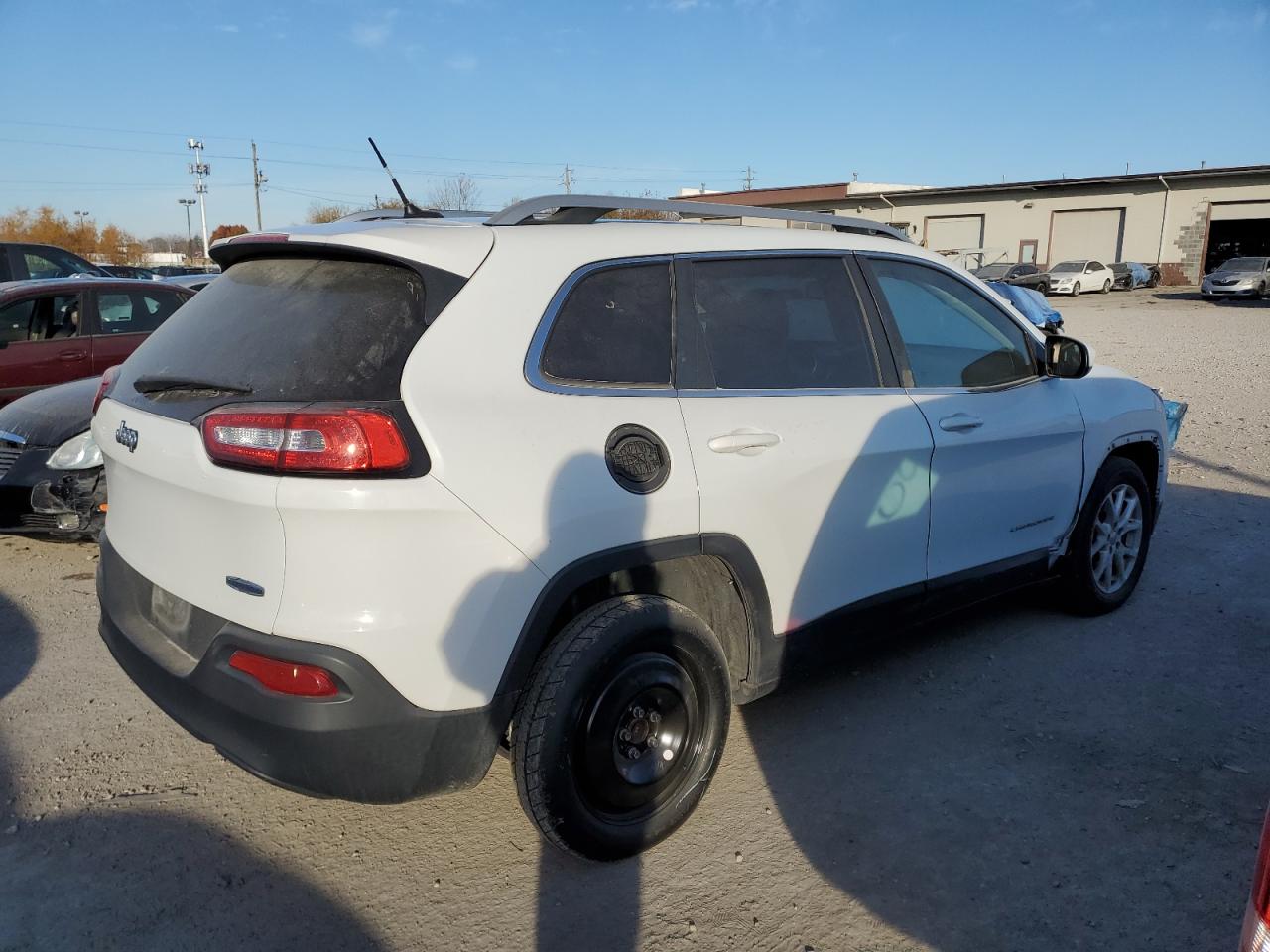 Image 3 of 2014 JEEP CHEROKEE LATITUDE 2014 with VIN 1C4PJLCB7EW185193