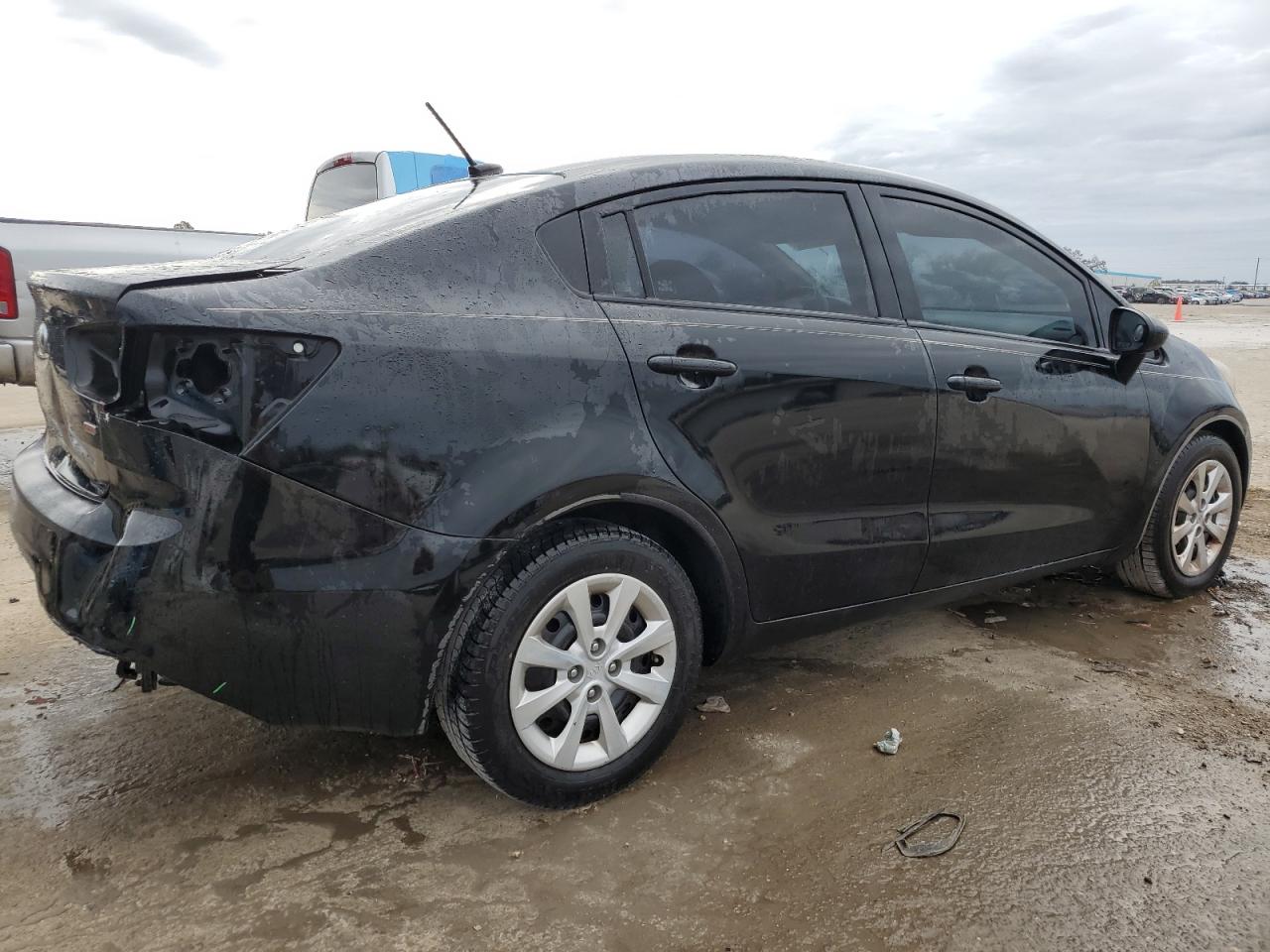 Obraz 3 z 2014 KIA RIO LX 2014 z VIN KNADM4A38E6387663