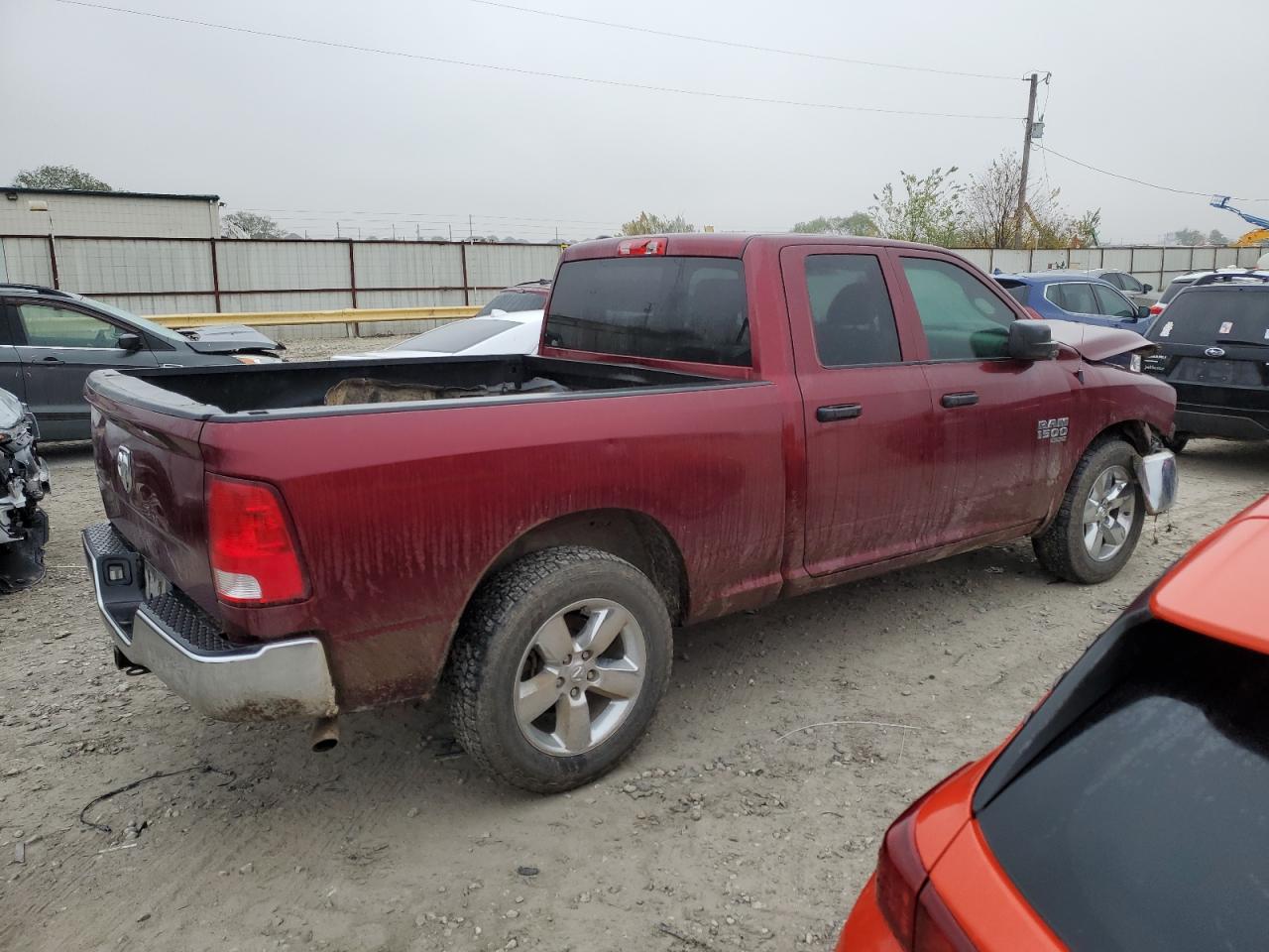 Image 3 of 2019 RAM 1500 CLASSIC TRADESMAN 2019 with VIN 1C6RR6FG1KS530335