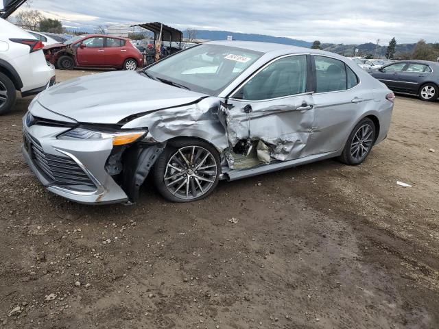 Изображение 1 2022 TOYOTA CAMRY XLE 2022 с VIN 4T1F31AK2NU597395